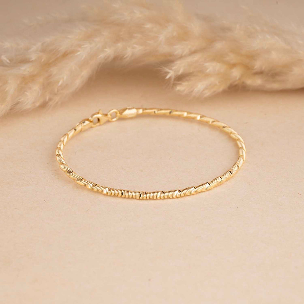 Timeless Gold Bracelet