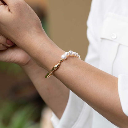 Gold Pearl Bracelet