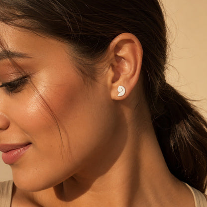 Mother of Pearl Nautilus Stud Earrings in 925 Sterling Silver